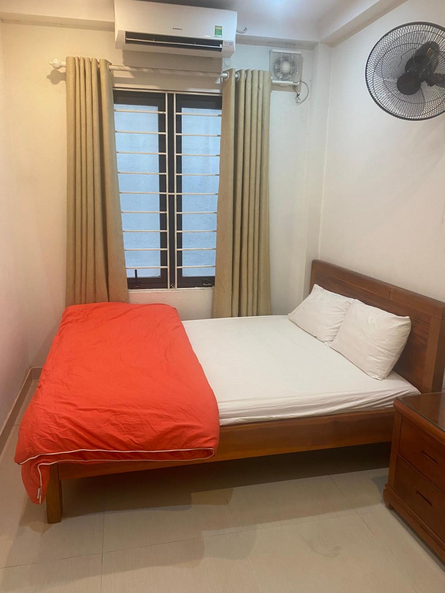 Nam Cuong Motel - Phong Don Co Cua So Thoang Mat Khep Kin - Thang May Ханой Экстерьер фото